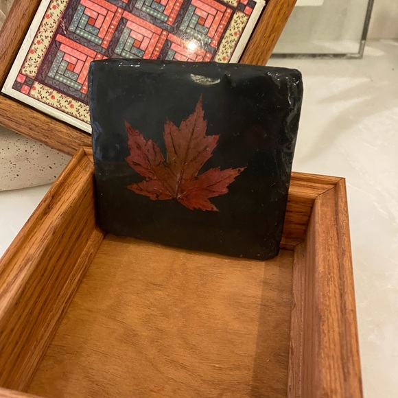 🎉HP🎉 Wooden *quilt* themed box - Picture 6 of 6